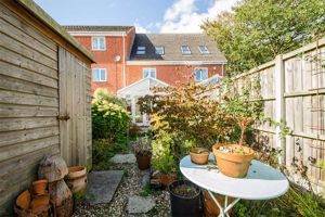 Photo 19- click for photo gallery